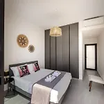 Aqua Pearl 9