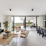 Villa Aqua Pearl 9 *