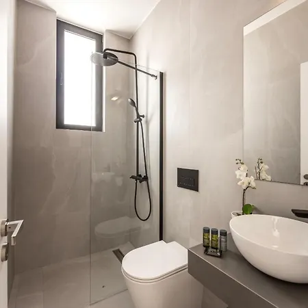 Aqua Pearl 9 Villa *